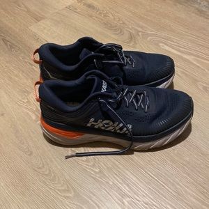 HOKA ONE ONE Bondi 7 women’s size 10 shoes